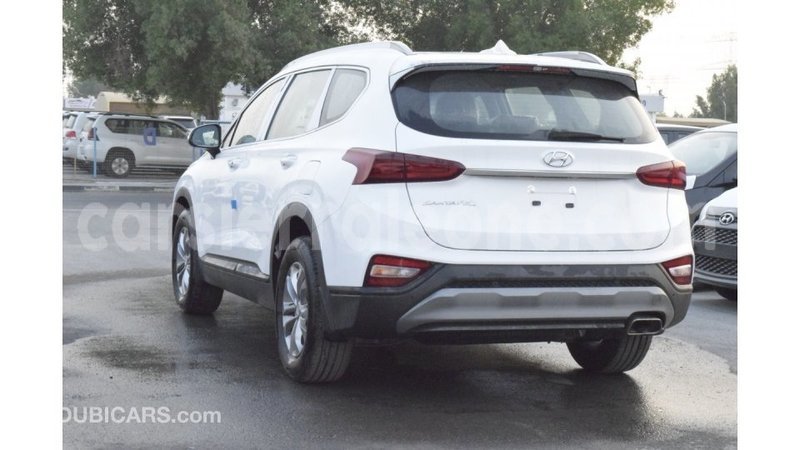 Big with watermark hyundai santa fe kailahun import dubai 5407