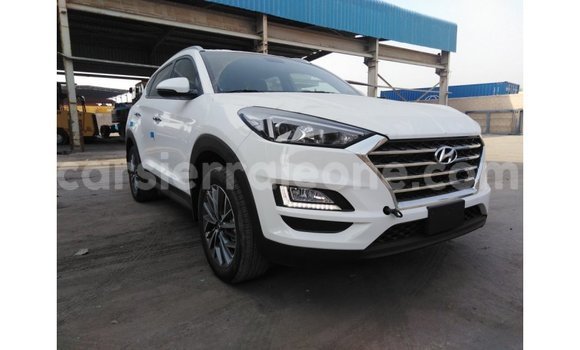 Buy Import Hyundai Tucson White Car in Import - Dubai in Kailahun Buy Import Hyundai Tucson White Car in Import - Dubai in Kailahun