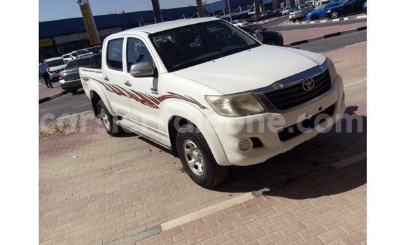 Buy Import Toyota Hilux White Car in Import - Dubai in Kailahun Buy Import Toyota Hilux White Car in Import - Dubai in Kailahun