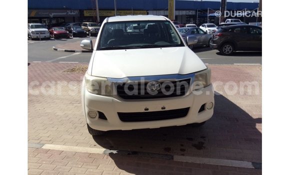 Buy Import Toyota Hilux White Car in Import - Dubai in Kailahun Buy Import Toyota Hilux White Car in Import - Dubai in Kailahun