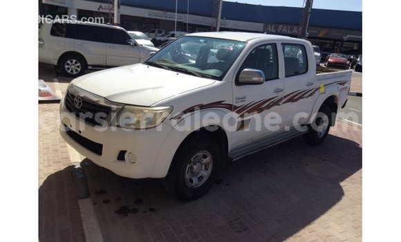 Buy Import Toyota Hilux White Car in Import - Dubai in Kailahun Buy Import Toyota Hilux White Car in Import - Dubai in Kailahun