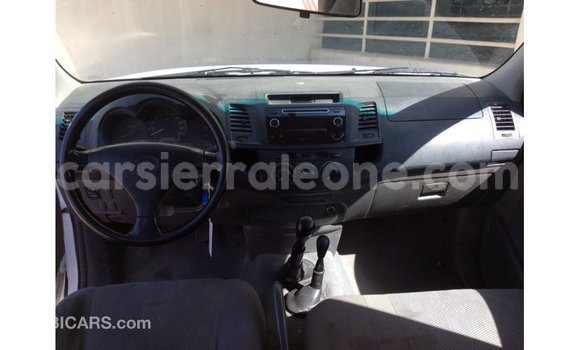 Buy Import Toyota Hilux White Car in Import - Dubai in Kailahun Buy Import Toyota Hilux White Car in Import - Dubai in Kailahun