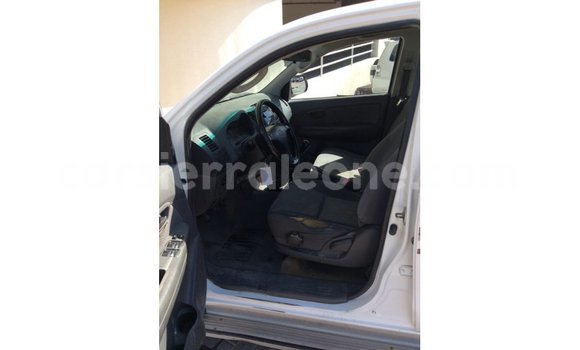 Buy Import Toyota Hilux White Car in Import - Dubai in Kailahun Buy Import Toyota Hilux White Car in Import - Dubai in Kailahun