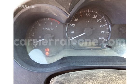 Buy Import Toyota Hilux White Car in Import - Dubai in Kailahun Buy Import Toyota Hilux White Car in Import - Dubai in Kailahun