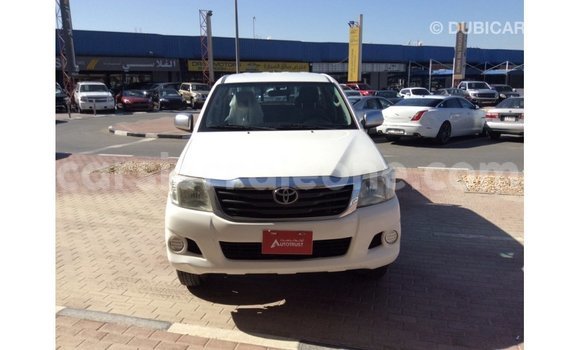 Buy Import Toyota Hilux White Car in Import - Dubai in Kailahun Buy Import Toyota Hilux White Car in Import - Dubai in Kailahun