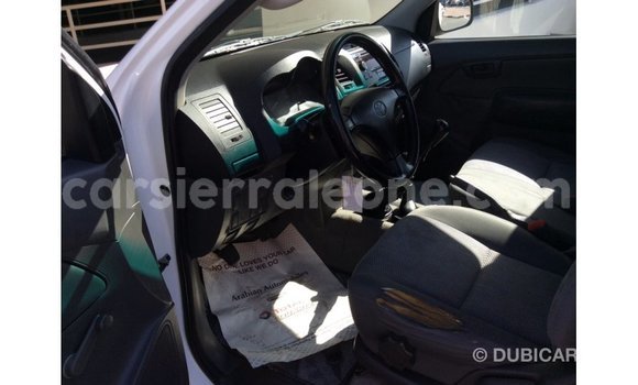 Buy Import Toyota Hilux White Car in Import - Dubai in Kailahun Buy Import Toyota Hilux White Car in Import - Dubai in Kailahun