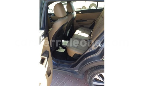 Buy Import Kia Sportage Blue Car in Import - Dubai in Kailahun Buy Import Kia Sportage Blue Car in Import - Dubai in Kailahun
