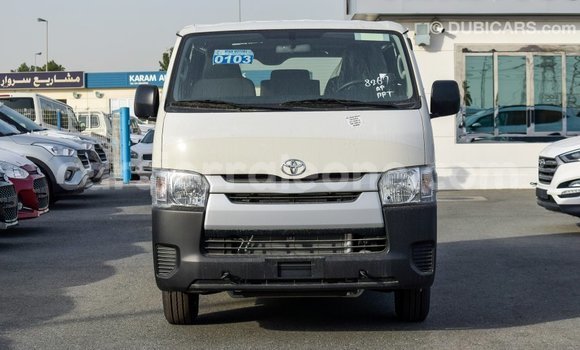 Buy Import Toyota Hiace White Car in Import - Dubai in Kailahun Buy Import Toyota Hiace White Car in Import - Dubai in Kailahun