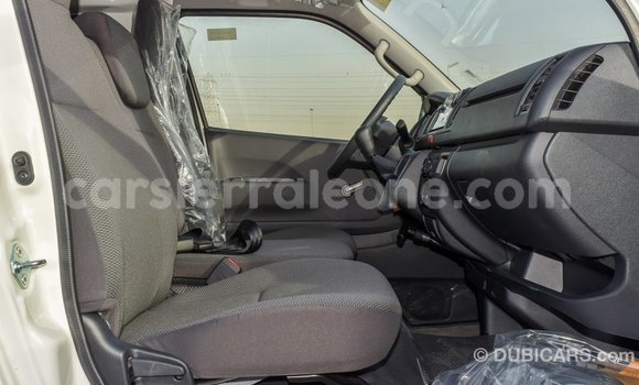Buy Import Toyota Hiace White Car in Import - Dubai in Kailahun Buy Import Toyota Hiace White Car in Import - Dubai in Kailahun