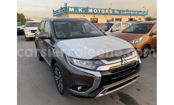 Acheter Import Voiture Mitsubishi Outlander Marron à Import - Dubai, Kailahun Acheter Import Voiture Mitsubishi Outlander Marron à Import - Dubai, Kailahun