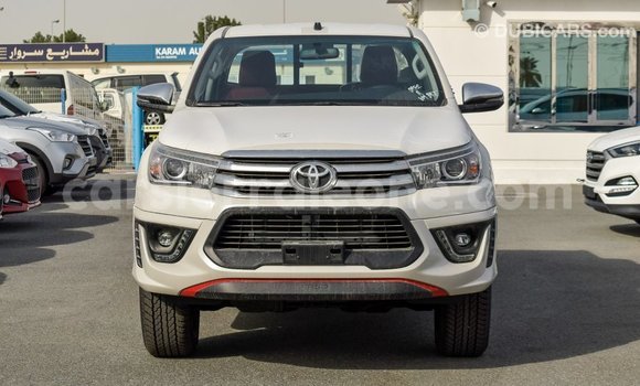 Buy Import Toyota Hilux White Car in Import - Dubai in Kailahun Buy Import Toyota Hilux White Car in Import - Dubai in Kailahun