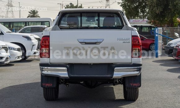 Buy Import Toyota Hilux White Car in Import - Dubai in Kailahun Buy Import Toyota Hilux White Car in Import - Dubai in Kailahun