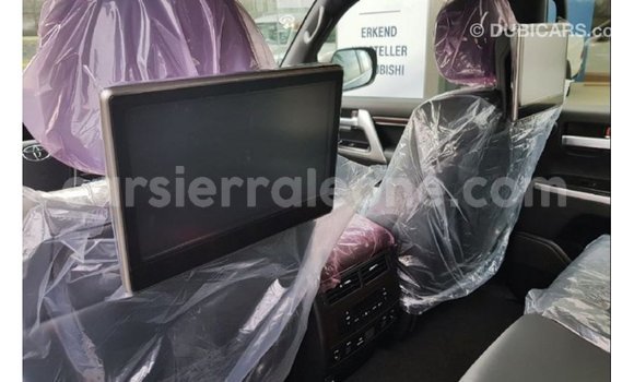Buy Import Toyota Land Cruiser Black Car in Import - Dubai in Kailahun Buy Import Toyota Land Cruiser Black Car in Import - Dubai in Kailahun