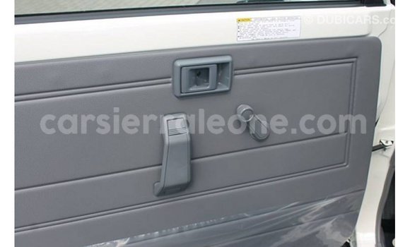 Buy Import Toyota Land Cruiser White Car in Import - Dubai in Kailahun Buy Import Toyota Land Cruiser White Car in Import - Dubai in Kailahun