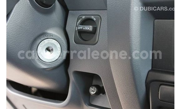 Buy Import Toyota Land Cruiser White Car in Import - Dubai in Kailahun Buy Import Toyota Land Cruiser White Car in Import - Dubai in Kailahun