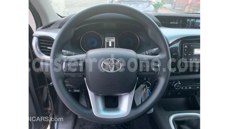 Big with watermark toyota hilux kailahun import dubai 5447