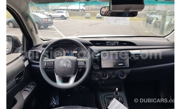 Buy Import Toyota Hilux Brown Car in Import - Dubai in Kailahun Buy Import Toyota Hilux Brown Car in Import - Dubai in Kailahun