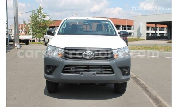 Buy Import Toyota Hilux White Car in Import - Dubai in Kailahun Buy Import Toyota Hilux White Car in Import - Dubai in Kailahun