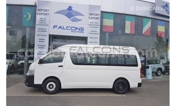 Buy Import Toyota Hiace White Car in Import - Dubai in Kailahun Buy Import Toyota Hiace White Car in Import - Dubai in Kailahun