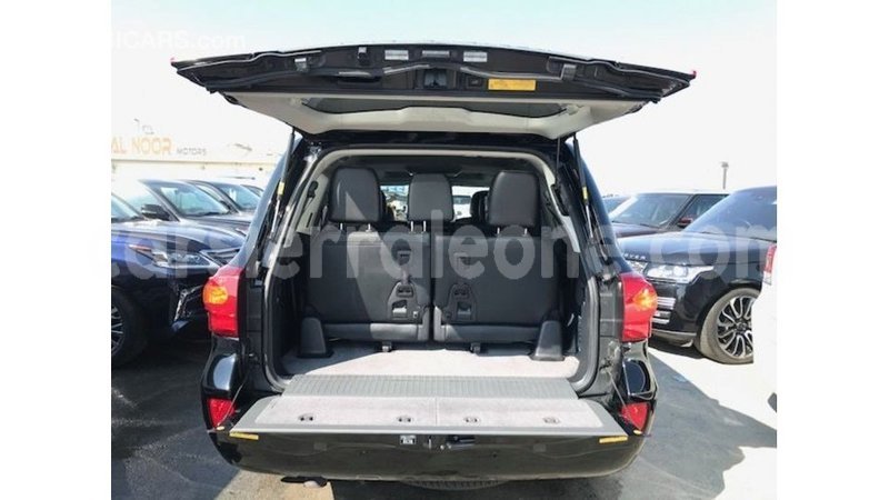 Big with watermark toyota land cruiser kailahun import dubai 5479