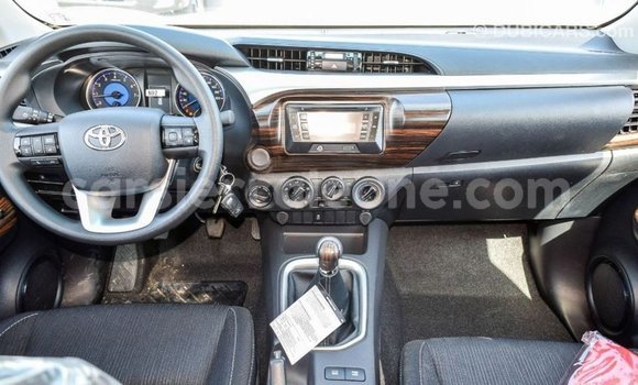 Buy Import Toyota Hilux White Car in Import - Dubai in Kailahun Buy Import Toyota Hilux White Car in Import - Dubai in Kailahun