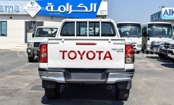 Buy Import Toyota Hilux White Car in Import - Dubai in Kailahun Buy Import Toyota Hilux White Car in Import - Dubai in Kailahun