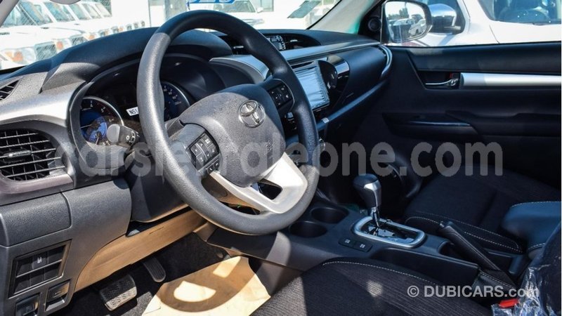 Big with watermark toyota hilux kailahun import dubai 5485