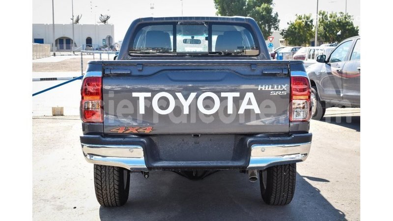 Big with watermark toyota hilux kailahun import dubai 5485