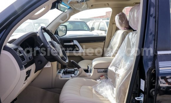 Buy Import Toyota Land Cruiser Black Car in Import - Dubai in Kailahun Buy Import Toyota Land Cruiser Black Car in Import - Dubai in Kailahun