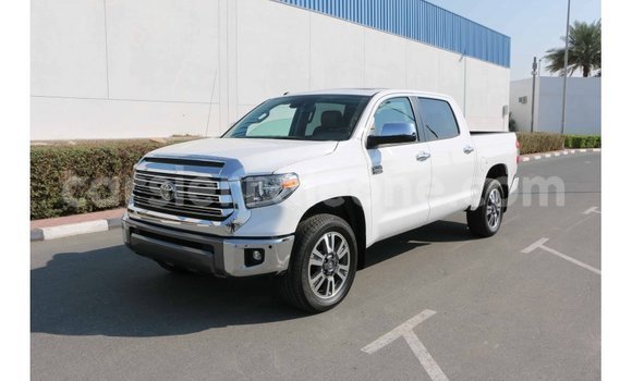 Buy Import Toyota Tundra White Car in Import - Dubai in Kailahun Buy Import Toyota Tundra White Car in Import - Dubai in Kailahun