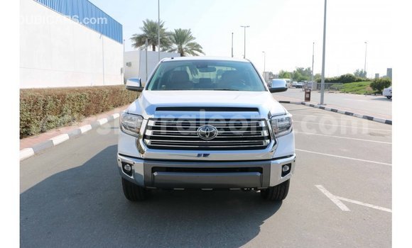 Buy Import Toyota Tundra White Car in Import - Dubai in Kailahun Buy Import Toyota Tundra White Car in Import - Dubai in Kailahun