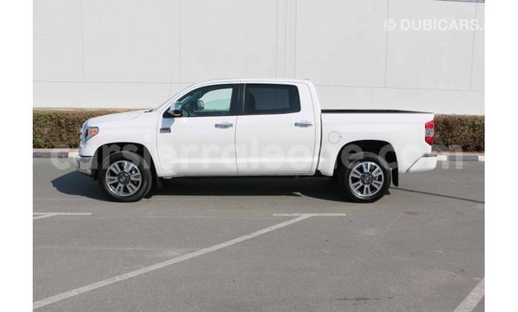 Buy Import Toyota Tundra White Car in Import - Dubai in Kailahun Buy Import Toyota Tundra White Car in Import - Dubai in Kailahun