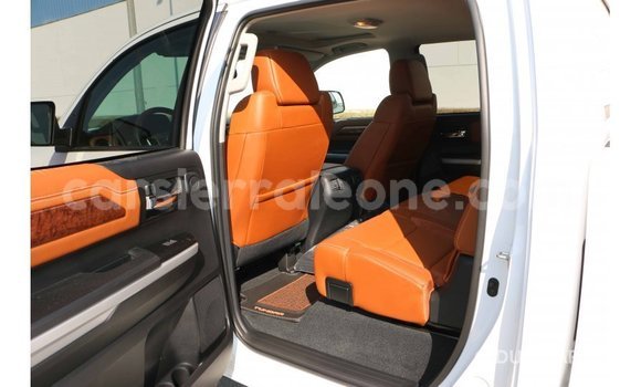 Buy Import Toyota Tundra White Car in Import - Dubai in Kailahun Buy Import Toyota Tundra White Car in Import - Dubai in Kailahun