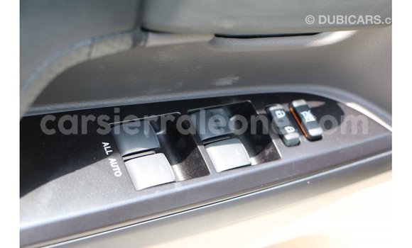 Buy Import Toyota Land Cruiser White Car in Import - Dubai in Kailahun Buy Import Toyota Land Cruiser White Car in Import - Dubai in Kailahun