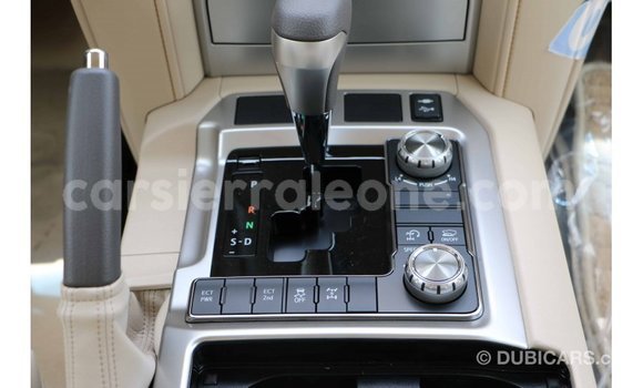 Buy Import Toyota Land Cruiser White Car in Import - Dubai in Kailahun Buy Import Toyota Land Cruiser White Car in Import - Dubai in Kailahun