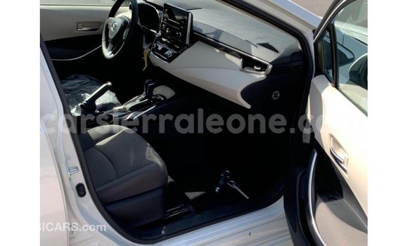 Buy Import Toyota Corolla White Car in Import - Dubai in Kailahun Buy Import Toyota Corolla White Car in Import - Dubai in Kailahun