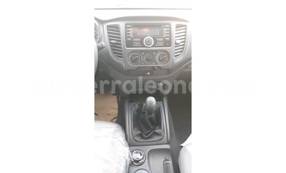 Buy Import Mitsubishi L200 White Car in Import - Dubai in Kailahun Buy Import Mitsubishi L200 White Car in Import - Dubai in Kailahun