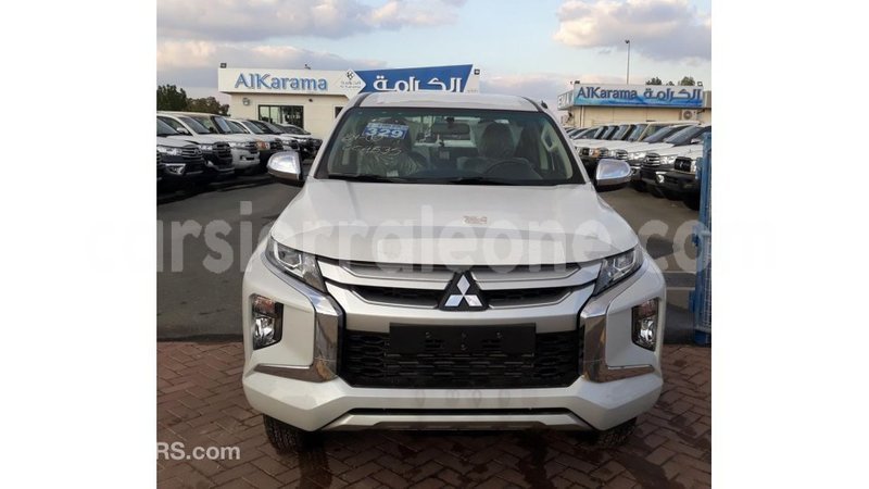 Big with watermark mitsubishi l200 kailahun import dubai 5509