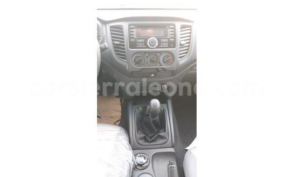 Buy Import Mitsubishi L200 White Car in Import - Dubai in Kailahun Buy Import Mitsubishi L200 White Car in Import - Dubai in Kailahun