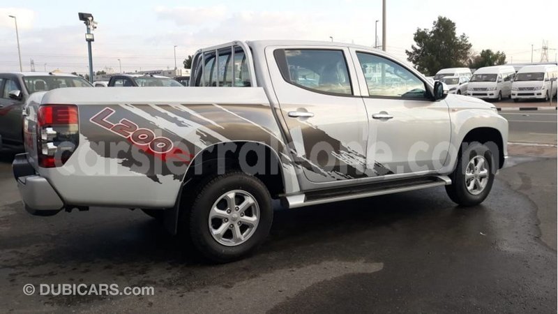 Big with watermark mitsubishi l200 kailahun import dubai 5509