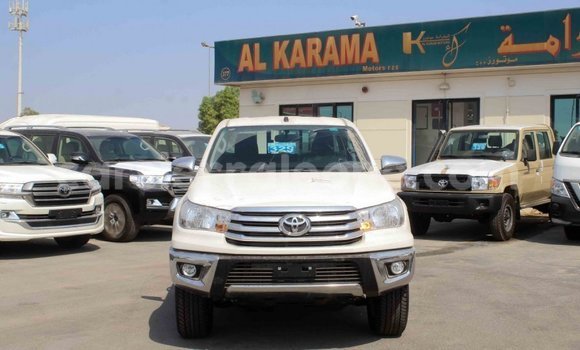 Buy Import Toyota Hilux White Car in Import - Dubai in Kailahun Buy Import Toyota Hilux White Car in Import - Dubai in Kailahun