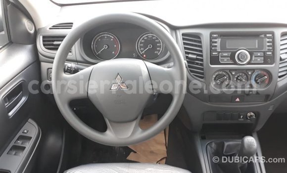 Buy Import Mitsubishi L200 White Car in Import - Dubai in Kailahun Buy Import Mitsubishi L200 White Car in Import - Dubai in Kailahun