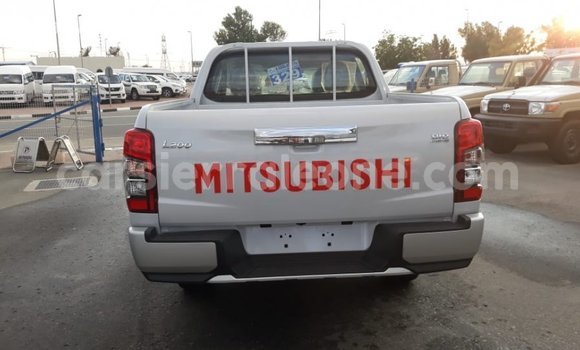 Buy Import Mitsubishi L200 White Car in Import - Dubai in Kailahun Buy Import Mitsubishi L200 White Car in Import - Dubai in Kailahun
