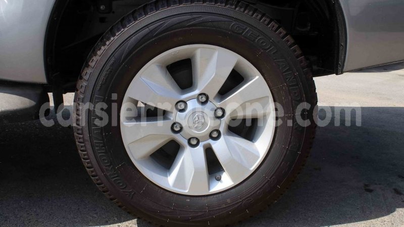 Big with watermark toyota hilux kailahun import dubai 5514