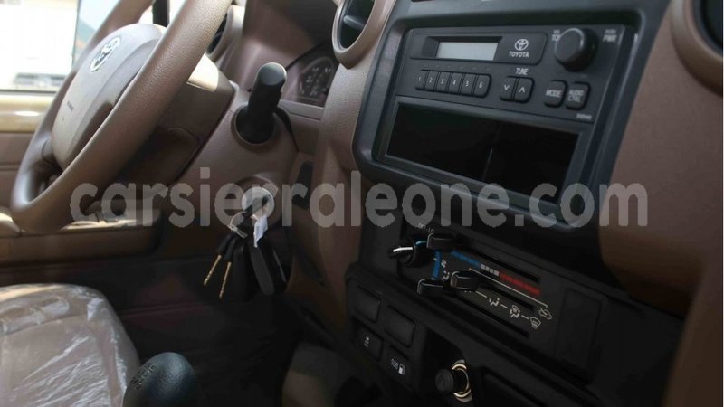 Big with watermark toyota land cruiser kailahun import dubai 5515