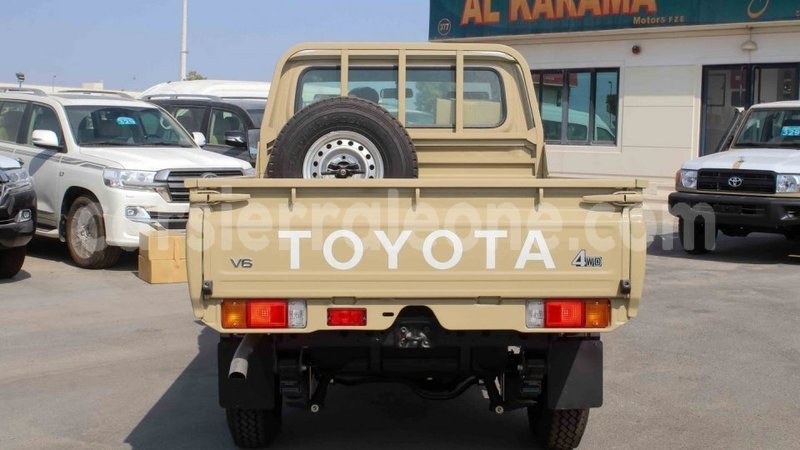 Big with watermark toyota land cruiser kailahun import dubai 5515