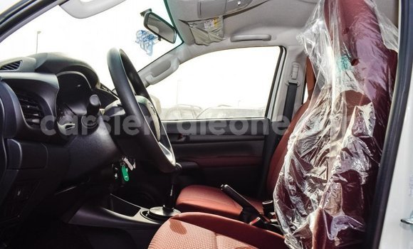Buy Import Toyota Hilux White Car in Import - Dubai in Kailahun Buy Import Toyota Hilux White Car in Import - Dubai in Kailahun