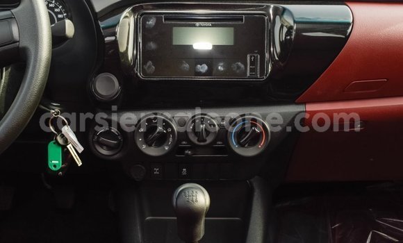 Buy Import Toyota Hilux White Car in Import - Dubai in Kailahun Buy Import Toyota Hilux White Car in Import - Dubai in Kailahun