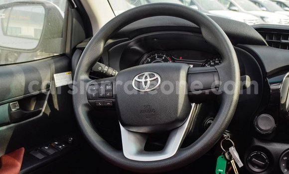 Buy Import Toyota Hilux White Car in Import - Dubai in Kailahun Buy Import Toyota Hilux White Car in Import - Dubai in Kailahun