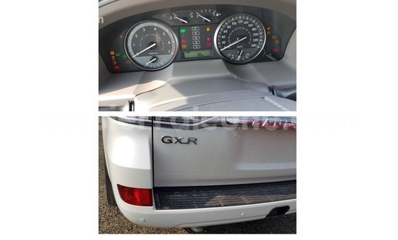 Buy Import Toyota Land Cruiser White Car in Import - Dubai in Kailahun Buy Import Toyota Land Cruiser White Car in Import - Dubai in Kailahun